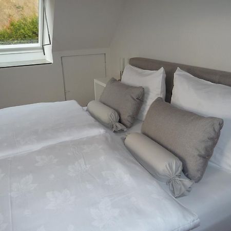 Helle 70 Qm Ferienwohnung Mit Herrlichem Blick Teningen Dış mekan fotoğraf