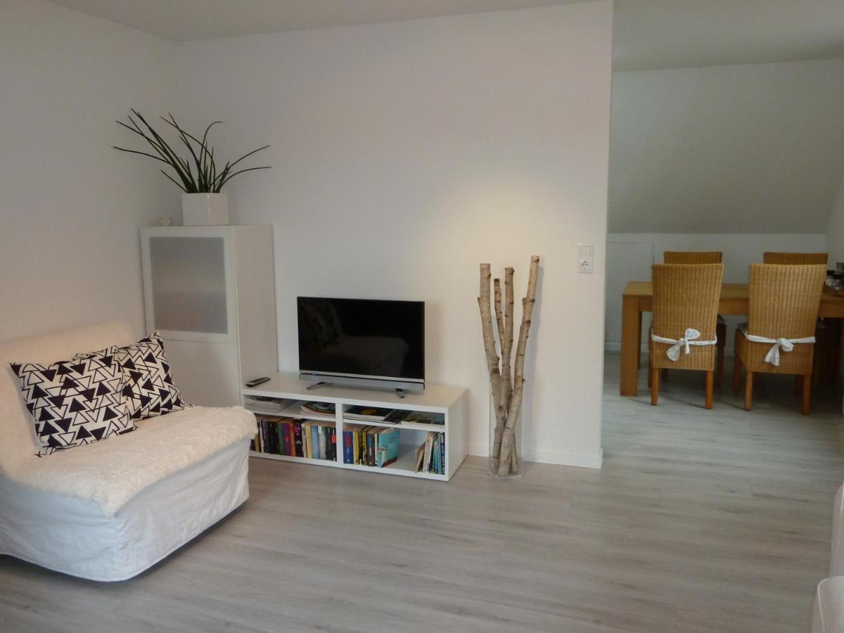 Helle 70 Qm Ferienwohnung Mit Herrlichem Blick Teningen Dış mekan fotoğraf